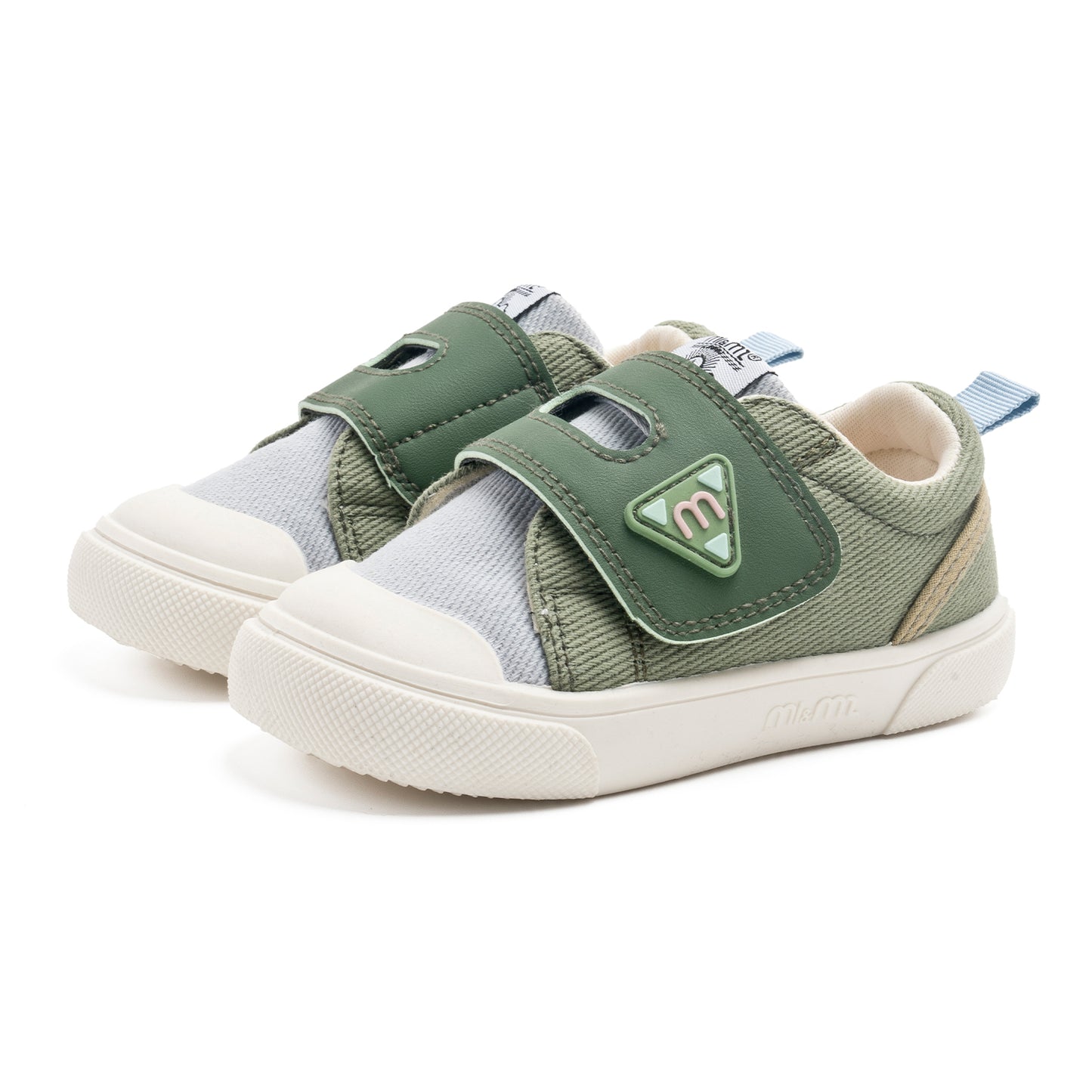 Canvas Sneaker M11930331